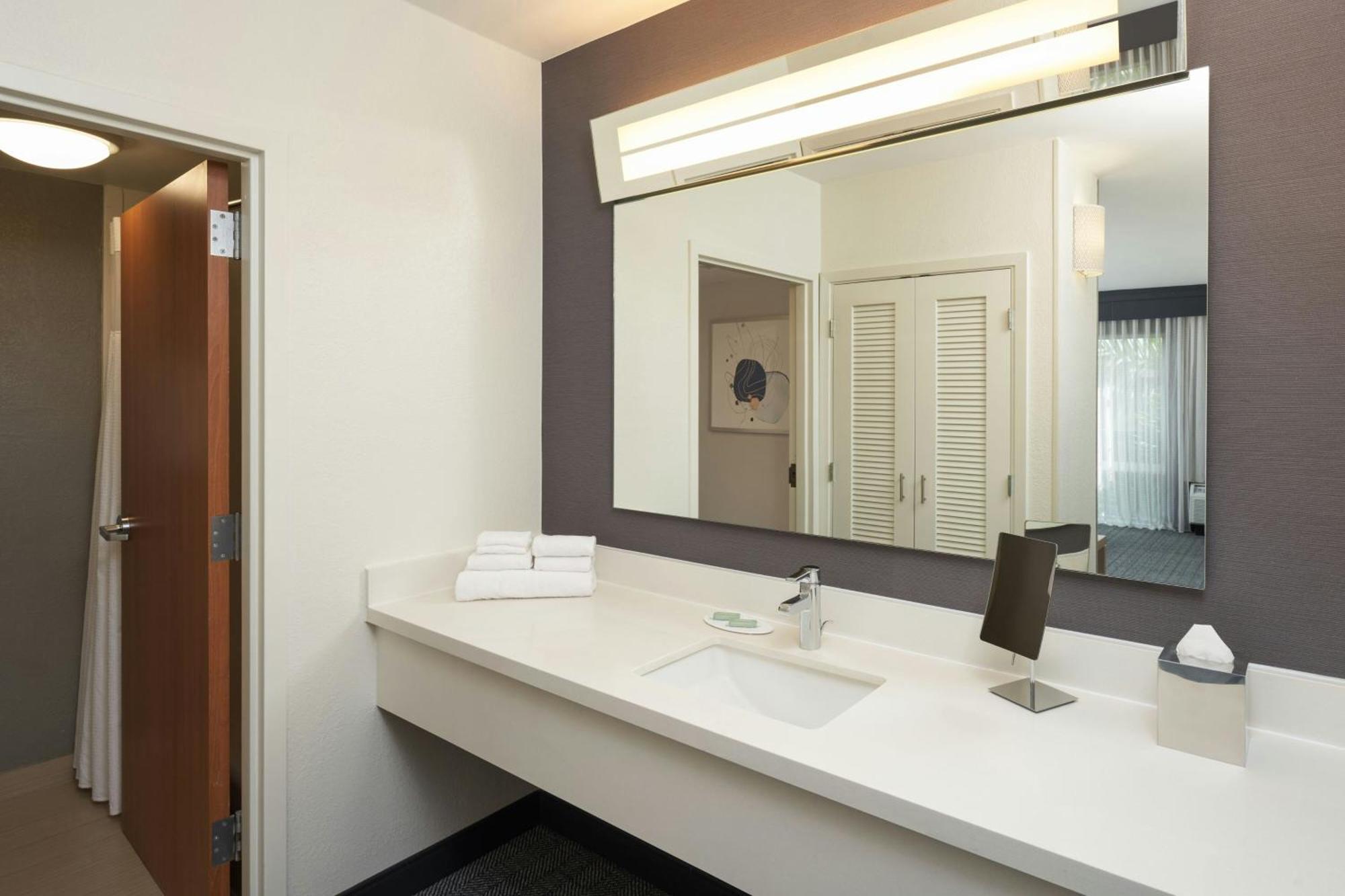 Courtyard By Marriott Fort Lauderdale Weston Dış mekan fotoğraf
