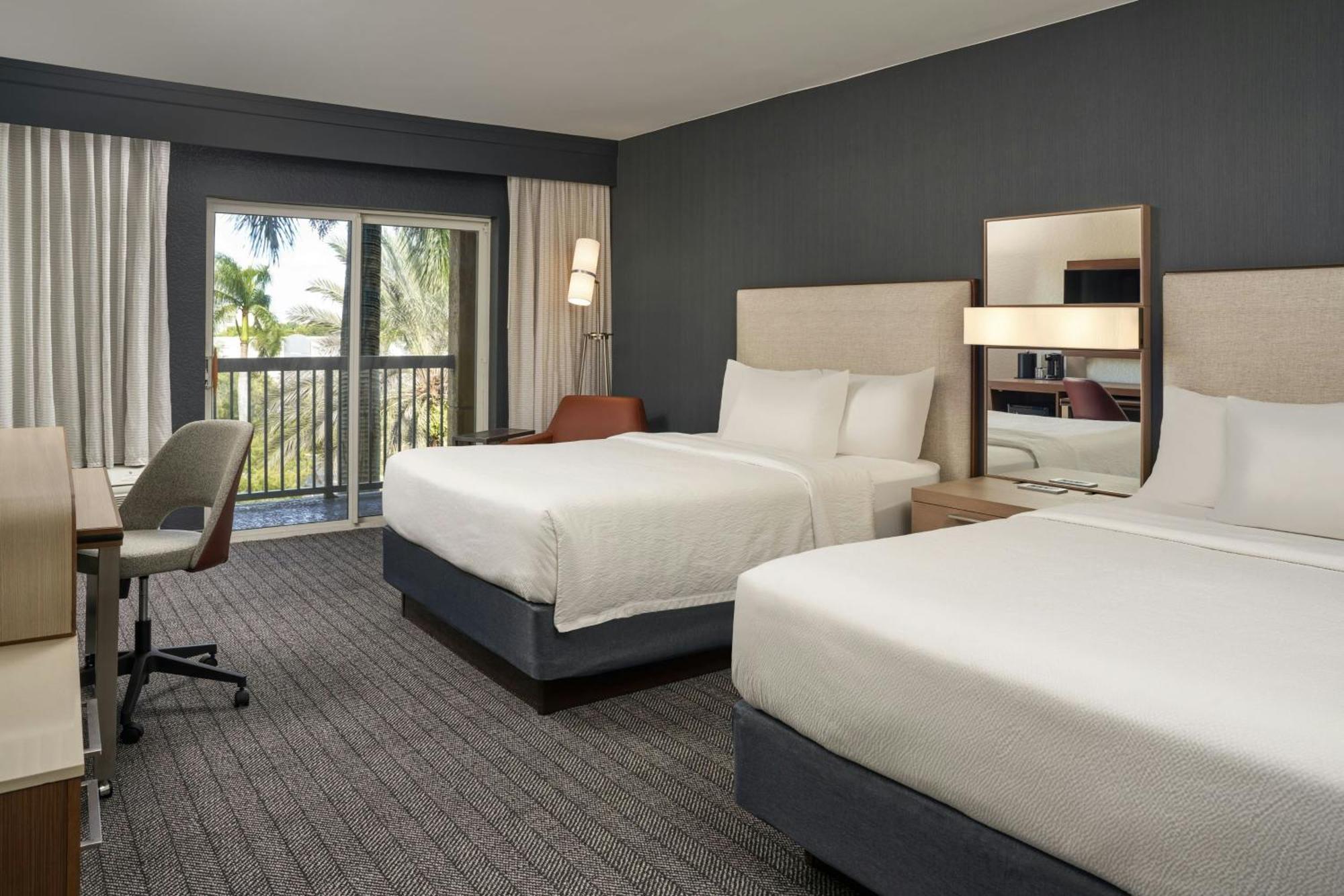 Courtyard By Marriott Fort Lauderdale Weston Dış mekan fotoğraf