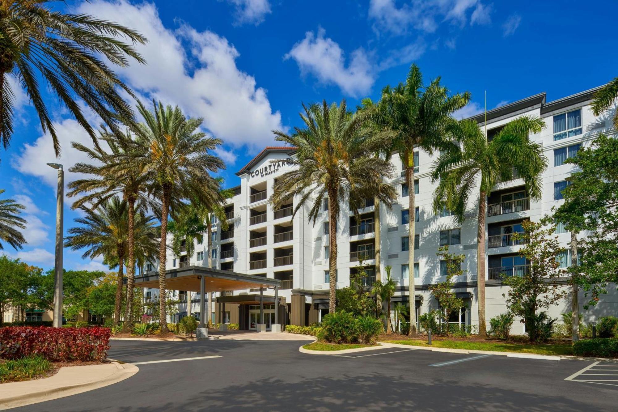 Courtyard By Marriott Fort Lauderdale Weston Dış mekan fotoğraf